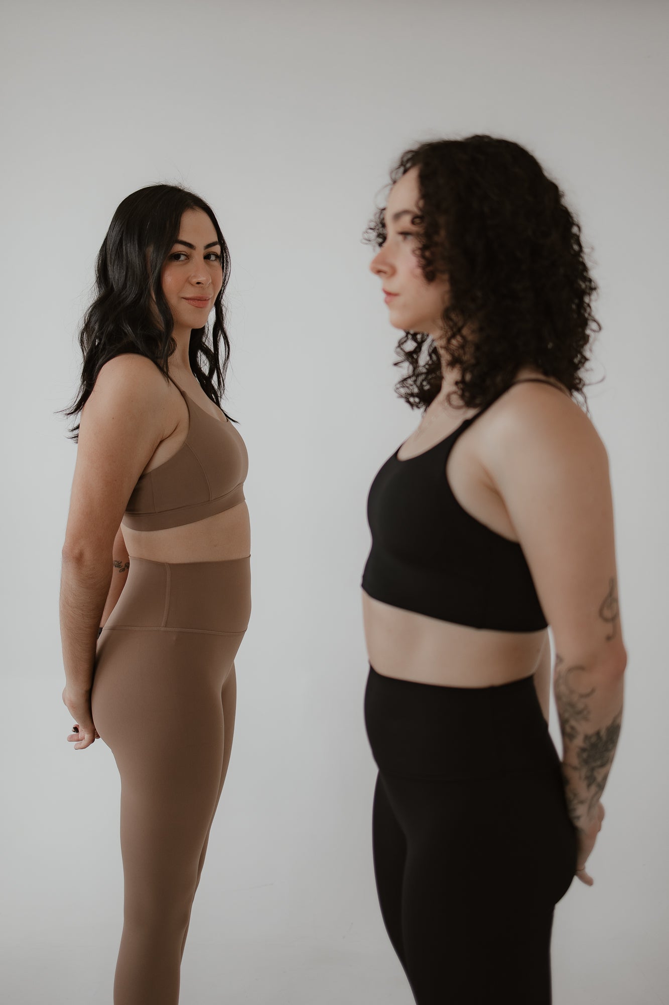 kit 2 leggings manteiga - preta e doce de leite