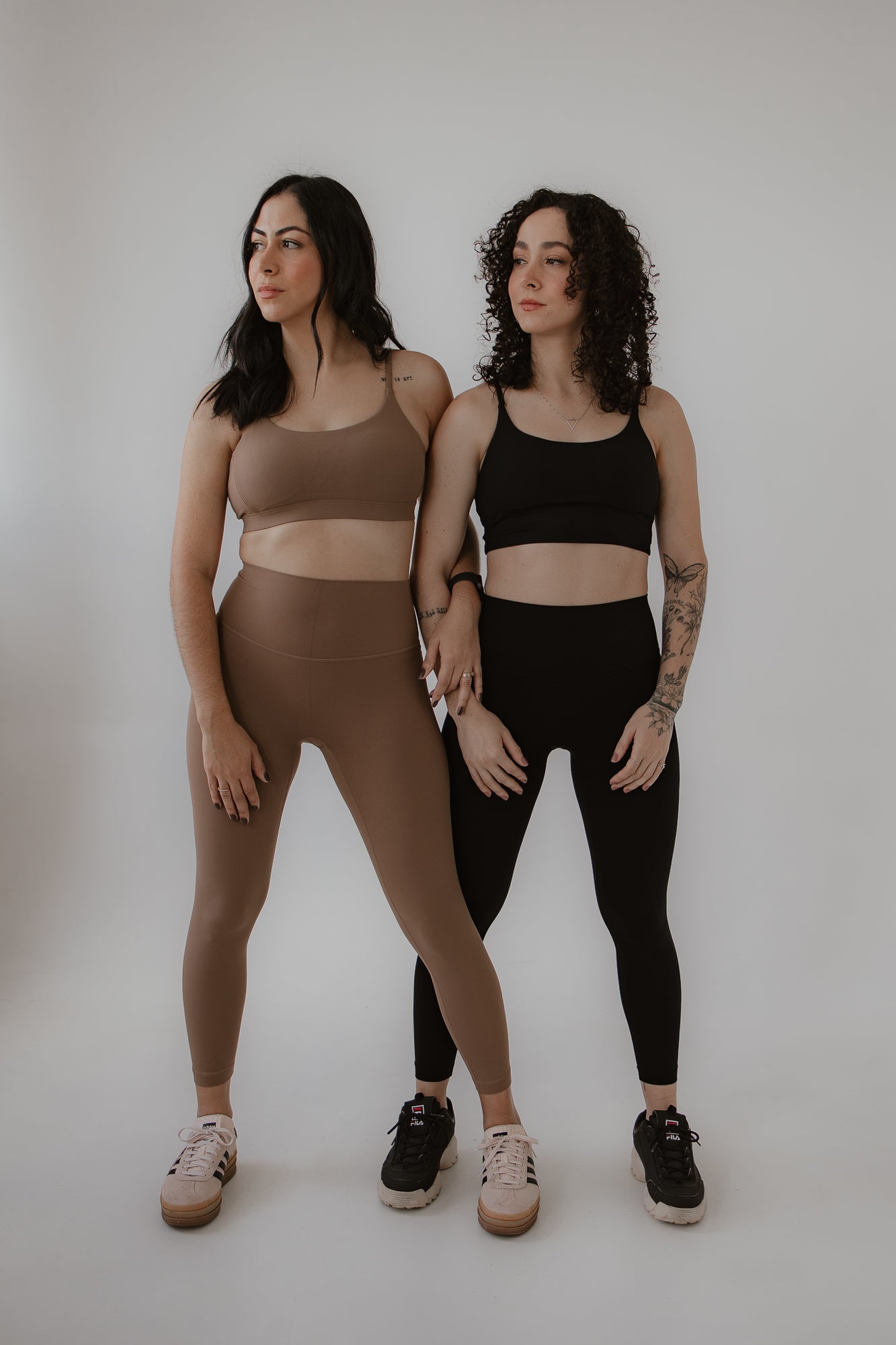 kit 2 leggings manteiga - preta e doce de leite