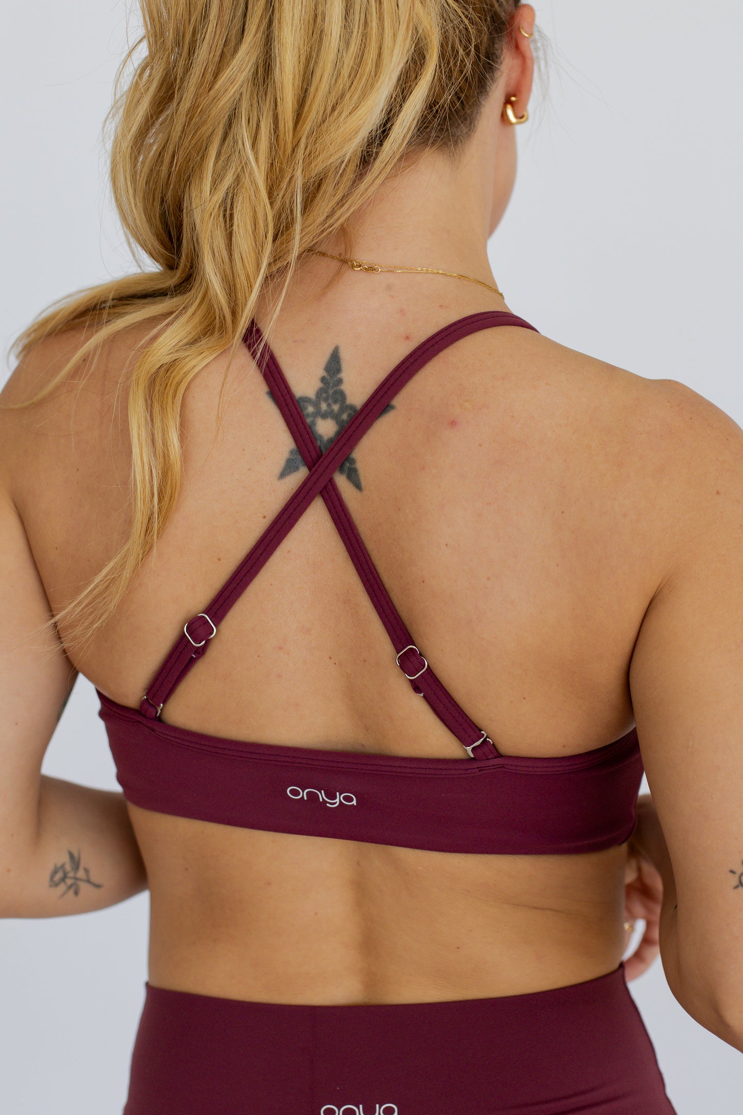 Top manteiga ajustável Cereja