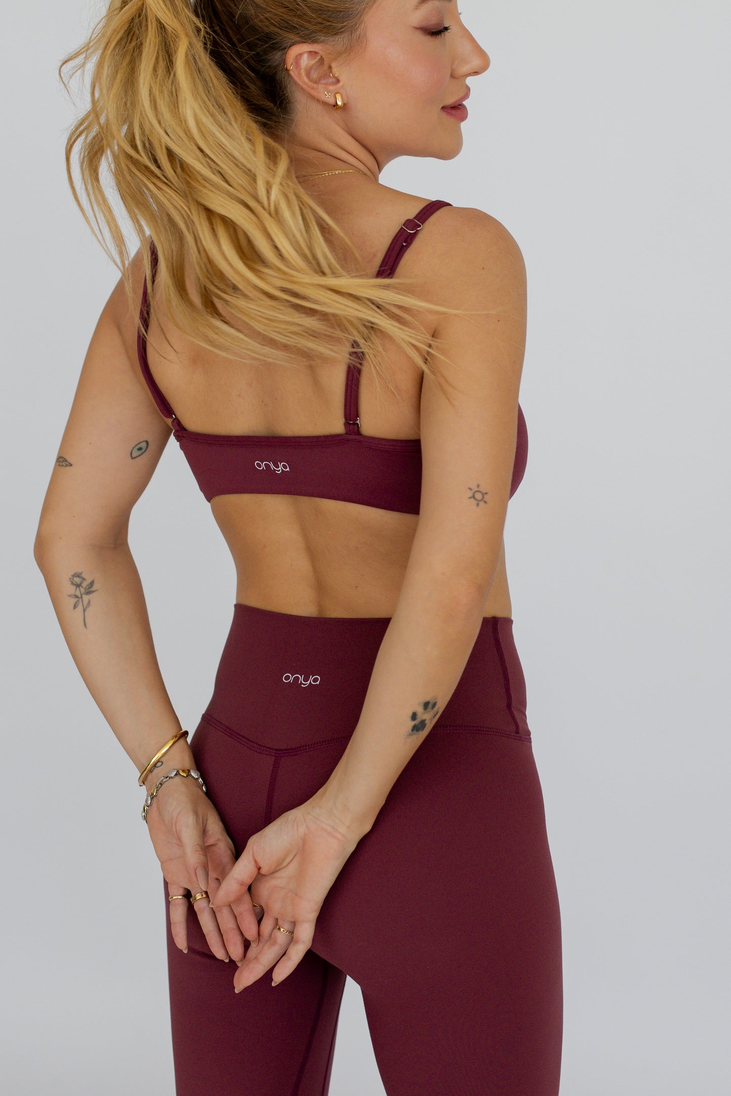 Top manteiga ajustável Cereja